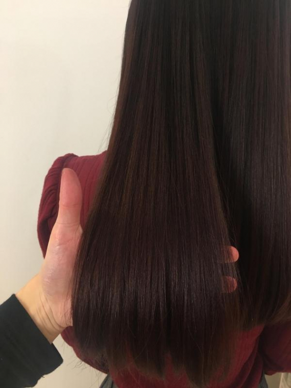 自分に似合う髪色が分からない!自分に似合う色【パーソナルカラー】でお悩み解決!